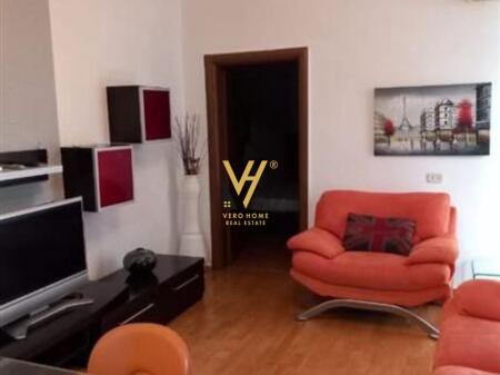 AFFITTASI APPARTAMENTO 1+1+BLK A 21 DICEMBRE 600 EURO