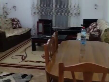  Jepet me qera apartament 1+1
