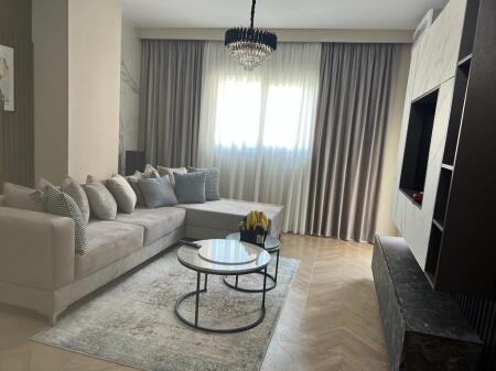 Appartamento moderno 1+1 in affitto dato  quartiere 13 Durres