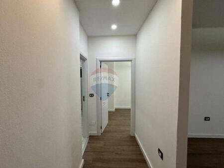 Apartment 1+1- For Sale - Commune of Paris, Tirana!!! ID: 530261038-4739