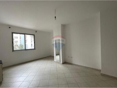 Apartment - For Sale - 3 Deshmoret Street, Tirana(ID: 530471002-241)