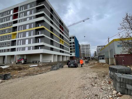 Unità commerciale in vendita/Univers City