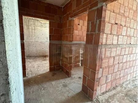 KAMEZ, VENDIAMO APPARTAMENTO 2+1! 79.000 €