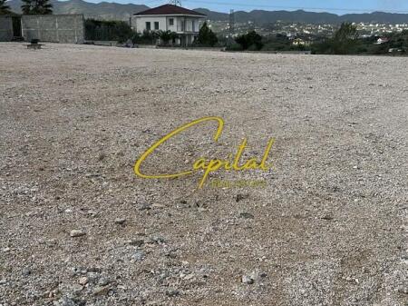 TERRENO IN AFFITTO 1.600 M2 KASHAR 60.000 LEKE