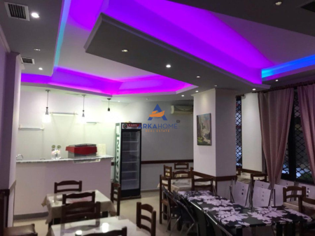 IN VENDITA BAR-LOUNGE 48M2 "KINOSTUDIO, VIA ALEKSANDËR MOISIU" 130000 EURO
