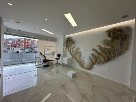 CLINICA DENTALE IN AFFITTO, UNAZA E RE