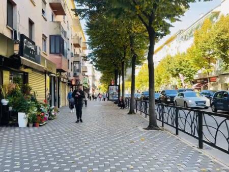 SHITET DYQAN 40 M2 QENDER 405.000 EURO