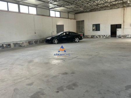 AFFITTASI MAGAZZINO 700M2 "MYSLYM KETA" 3500 EURO