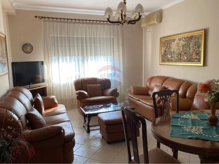 Appartamento 2+1+2 in affitto a 21 Dhjetori