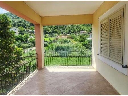 Villa - In Vendita - Pezë Helmës, Tirana(ID: 530171090-1486)