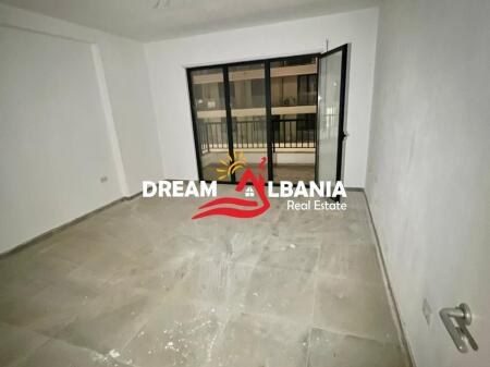 Appartamento 2+1+2 in vendita in Via Durazzo, Tirana (ID 41212142)