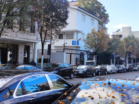 Shitet, Shtëpi Private 2 katëshe, Rruga Fortuzi, Tiranë