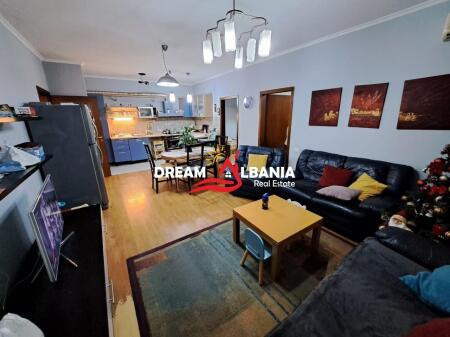 Apartament 3+1+2 Ballkone ne Shitje tek Rruga e Kosovareve ne Tirane (ID 4131431)