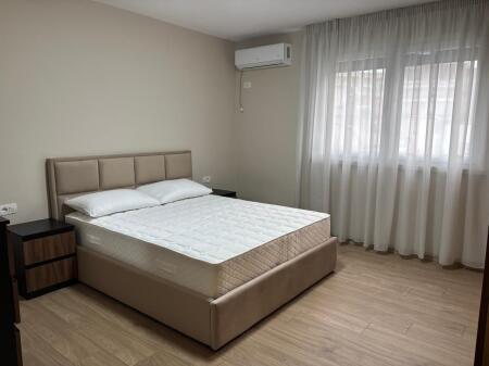 Jepet me qira apartament 2+1, pranë Rrugës së Elbasanit