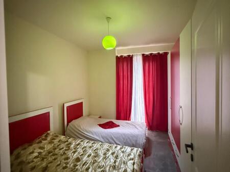 Apartment 2+1+2+balcony for rent in Kamez