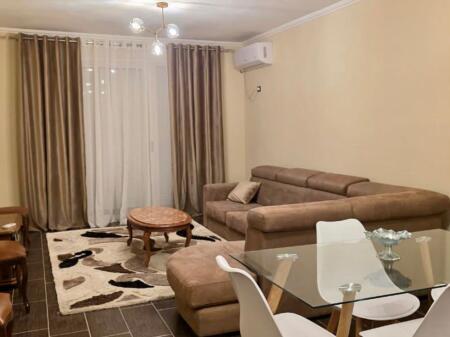  QERA Apartament 2+1 Me 2 Tualete Dhe 3 Ballkone  Misto Mame  Rruga "Thoma Koxhaj" 