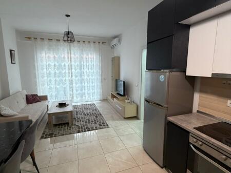 Apartament 1+1 me Qira