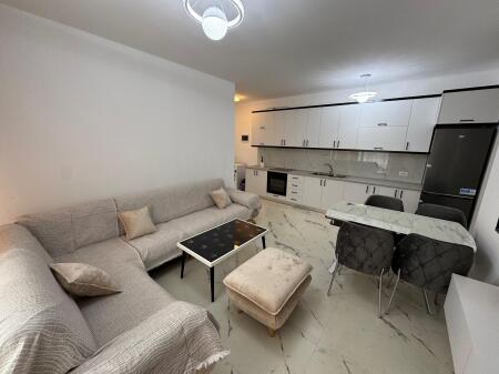 Apartament me qera 2+1+2 Porcelan