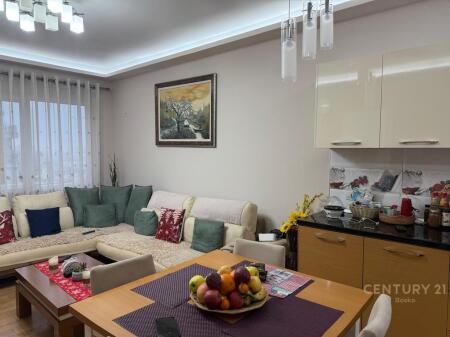 2+1 apartment for sale in Astir, near Bar Artistit