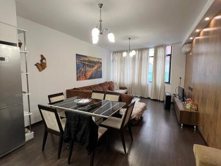Shitet Apartament 2+1+2-Astir