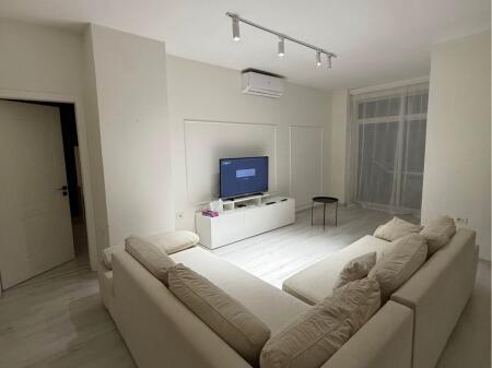  Apartament 2+1 + Garderobë + Depo me Qira – Mbikalimi i Komunës 