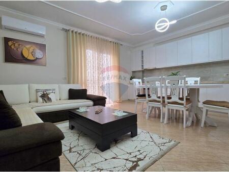 Apartment 2+1+2 for sale, Rr. e Çipajve, Vlorë 186 000€ (negotiable)