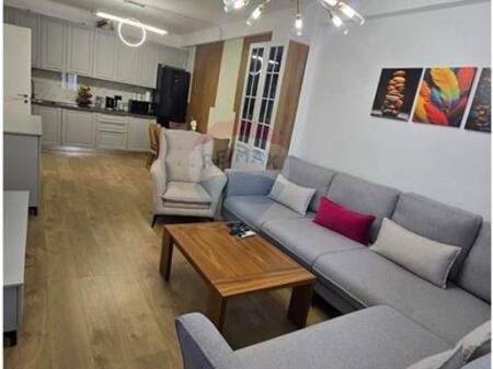 Shitet Apartament 3+1+2 në Astir