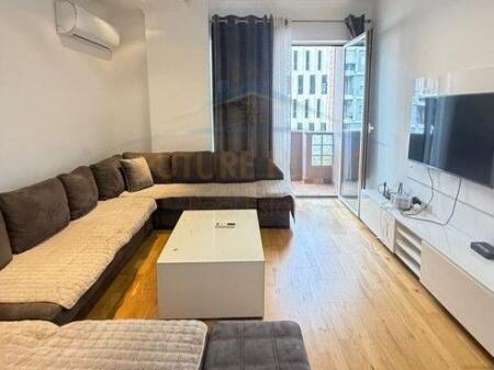 Qera, Apartament 2+1+2, Rrethrrotullimi Unaza e Re, Tiranë.