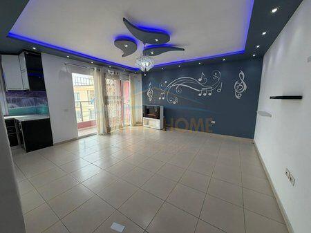Shitet, Apartament 2+1, Unaza e Re, Tiranë