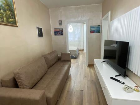 VILLA SU 3 PIANI IN AFFITTO - VIA KAVAJËS