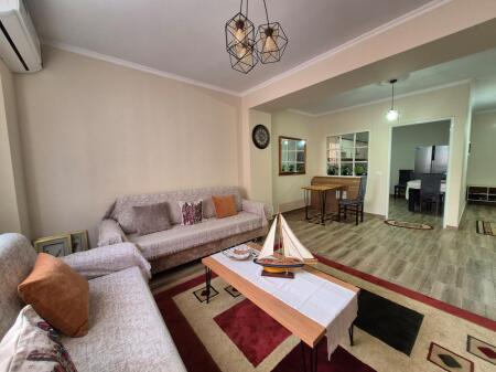 Jepet apartament me qera 1+1
