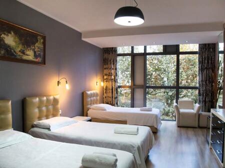 HOTEL ME QERA 3-KATESH LAPRAKE 5500 EURO