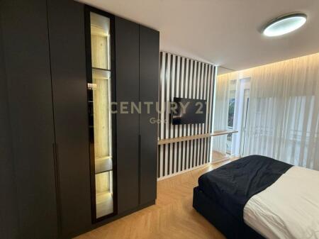 Apartament LUKSOZ PER QERA TEK LIQENI I TIRANES