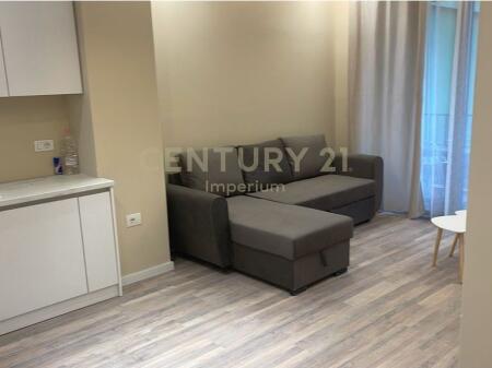 Apartament 1+1 ME QIRA 5 MAJ