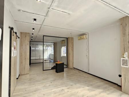 Zyre me Qera: Open space Bllok ( Pranë Çokolatinit) - Kt.2 - Sp.120 m² - 1500/euro neto pallat i ri 