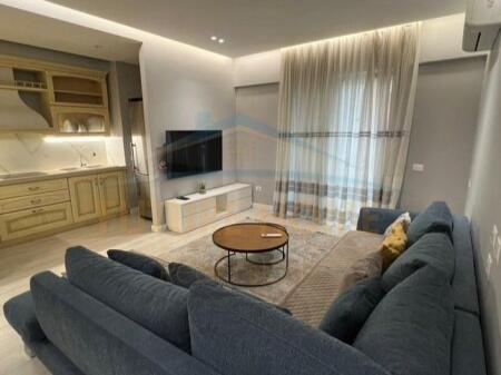 For sale, Apartment 2+1+2, Barrikadave Street, Tirana