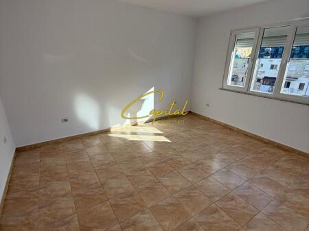 SHITET APARTAMENT 1+1 21 DHJETORI 130.000 EURO