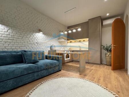 Qira, Apartament 2+1, Myslym Shyr.