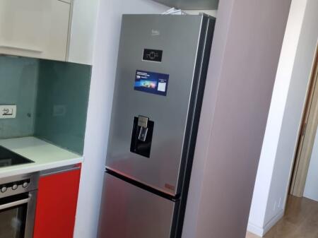 Apartament 2+1, Ali Dem!