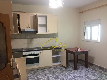 ZYRE ME QIRA 120 M2 KRISTAL CENTER 700 EURO