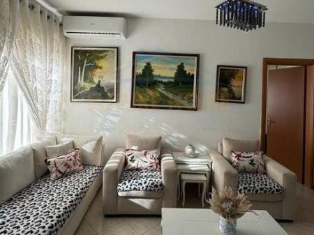 Shitet, Apartament 1+1, Rruga Muhamed Deliu,Fres
