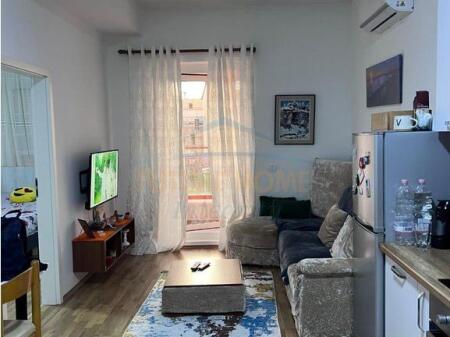 Rent, Apartment 1+1, Mangalem Complex 21, Tirana.