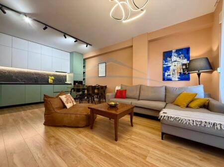 For sale, Apartment 2+1+2, Barrikadave Street, Tirana