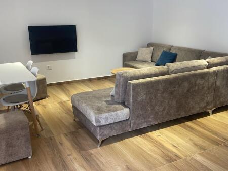 Jepet apartament 1+1 dubleks prane Kodra e Diellit 2!