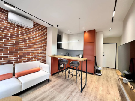  Apartament 1+1 me Qira – Bulevardi i Ri