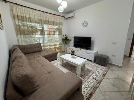 Qera, Apartament 2+1+2, 5 Maji, Tirane..