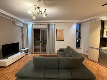 Jepet me Qira Apartament 2+1 tek Pallati me Shigjeta.