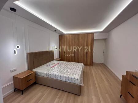 Apartament ME QIRA NE KOMUNEN E PARISIT 2+1