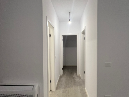  Jepet me qira zyre 2+1+2   Rruga Dritan Hoxha – Zona Aura