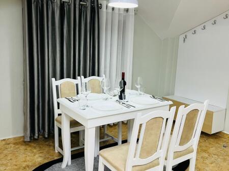 Apartament 2+1, Ish Parku!
